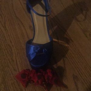 blue 4 inch chunky heels *freehairclips*